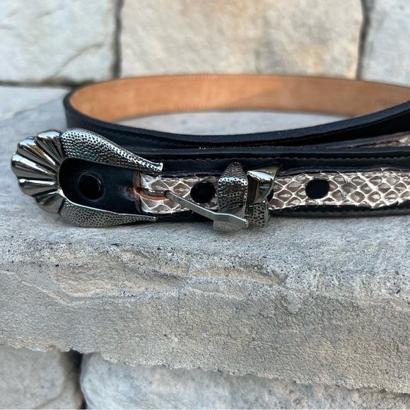 DINGO Tigersnake black leather belt with silver buckle MD163 Sz 32 - Picture 2 of 7